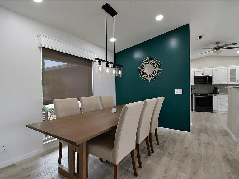 6550 Country Wood Way — Photo 15