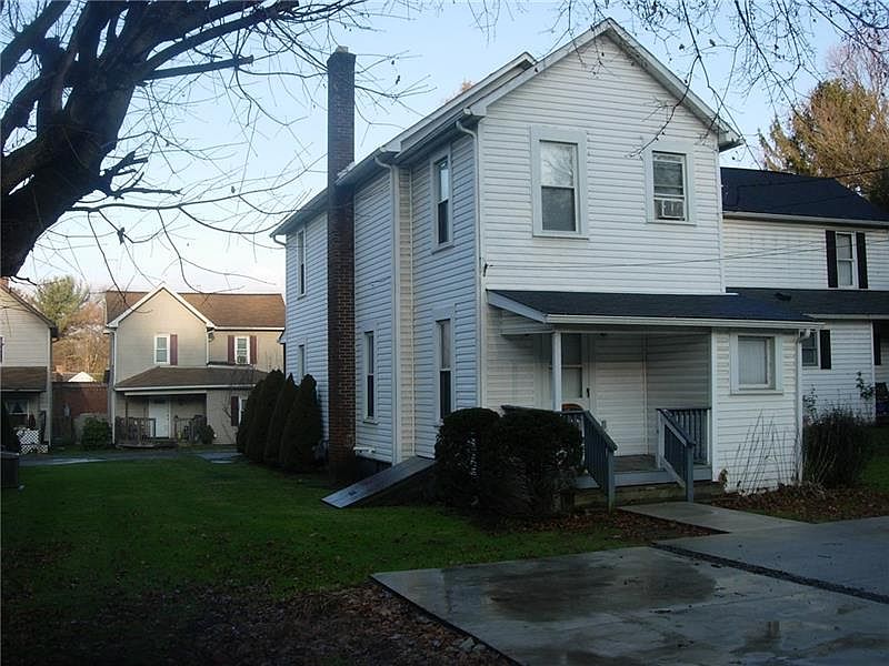 2nd image of 103 Whieldon Ave