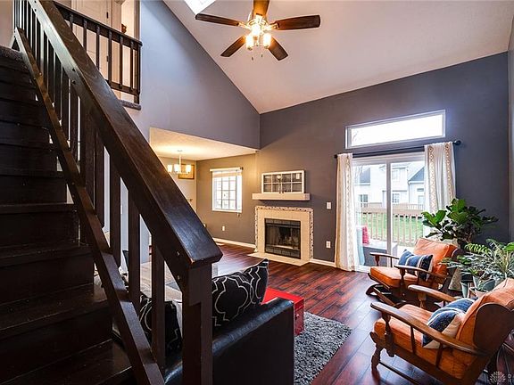 5th image of 1081 Bay Harbour Cir