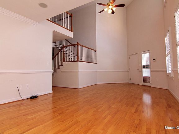 4th image of 16 S Church St #1