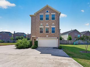 11603 Main Fir Dr, Houston, TX 77025