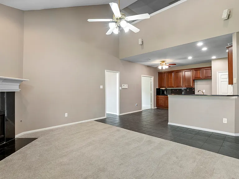 3212 Cantura Dr — Photo 5