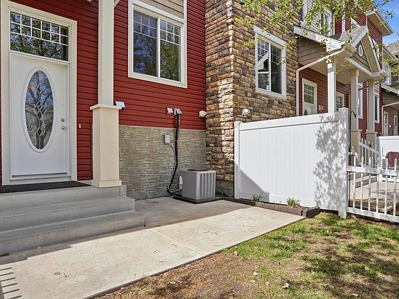 4th image of 460 Hemingway Rd NW #19