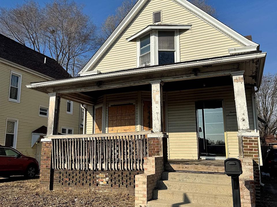 1st image of 1217 E Converse Ave