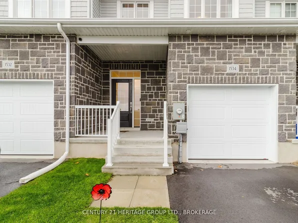 1534 Scarlet St, Kingston, ON K7K 0H6