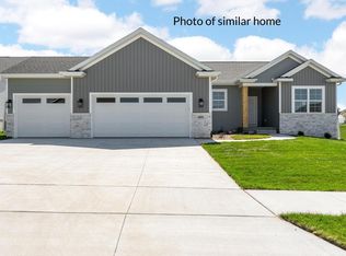 6925 Rock Wood Dr SW, Cedar Rapids, IA