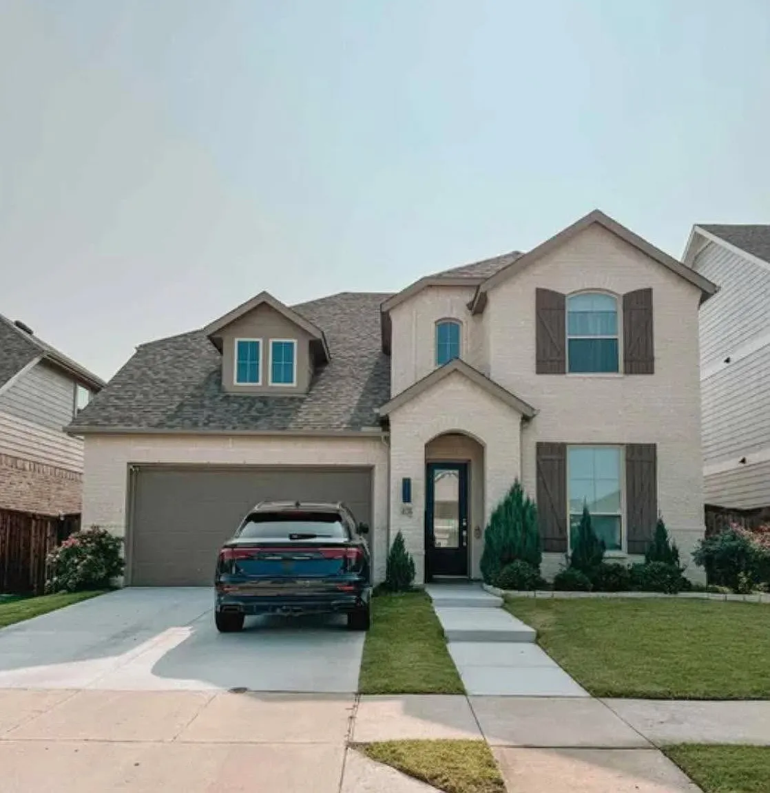 4 bed, 2871 sqft, $3,300 — Photo 1