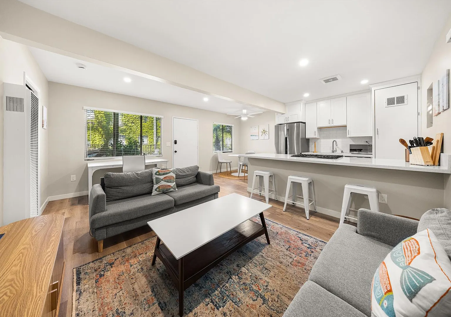Leadbetter Lofts Student Inspired Living — Photo 1