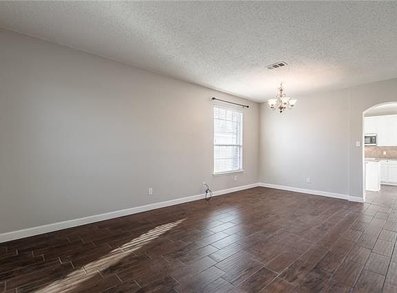 4th image of 1113 Wentwood Dr