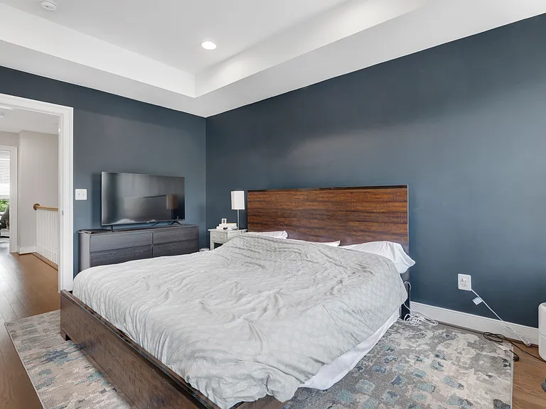 1722 Gainesville St SE — Photo 15