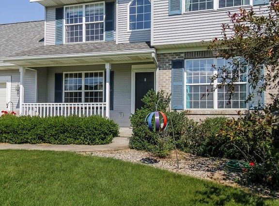 4th image of 5940 Terrace Park Dr NE