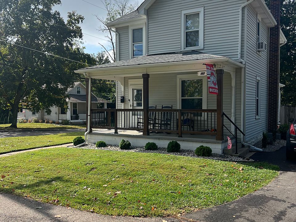 1st image of 140 Oak St
