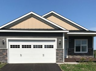 1041 Trebbiano Ln N, Watertown, MN 55388