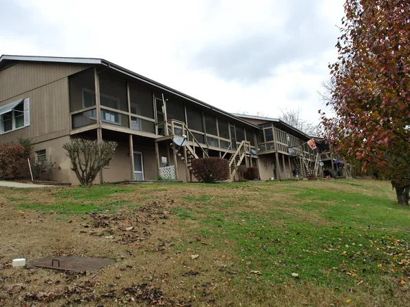 149 Randolph St APT B, Franklin, NC 28734