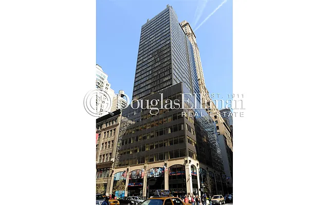 Rented by Douglas Elliman | media 24