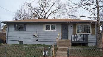 2nd image of 2535 W Vassar Ave