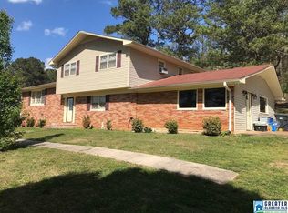 1127 Cedar Springs Rd, Weaver, AL 36277