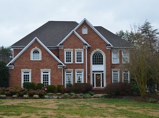 5116 Northforest Dr, Mc Leansville, NC 27301