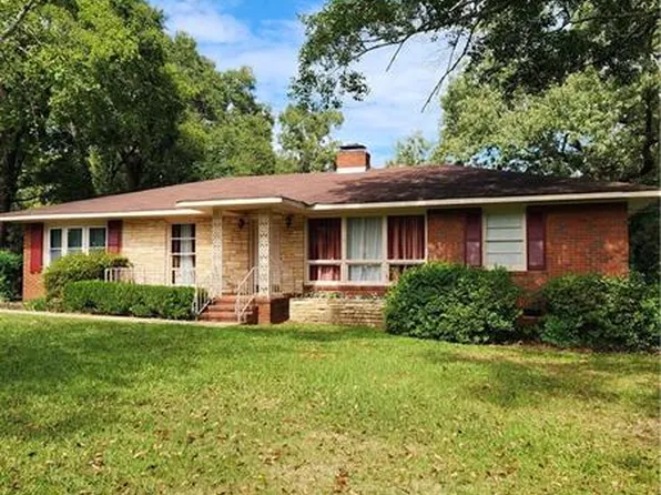 2502 Summerville Rd, Phenix City, AL 36867