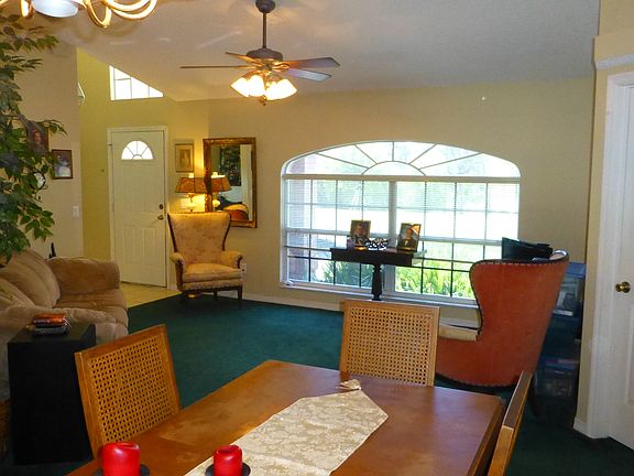 Living Room/Dining Room