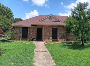 6122 Symphony Ln, Dallas, TX 75227