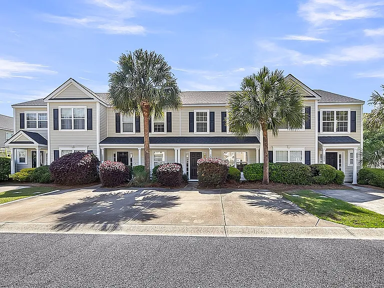 1003 Washitonia Way #C — Photo 1