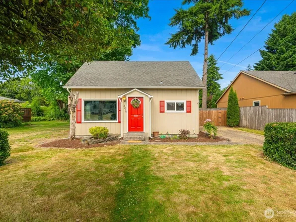 3270 Pine Street, Longview, WA 98632