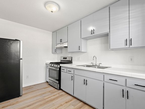 3rd image of 10965 Wright Rd APT 5