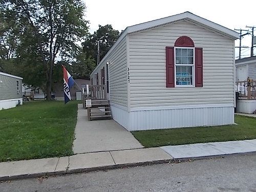 1st image of 3327 Noll Dr