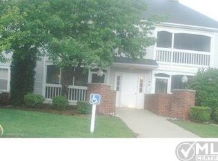 1137 Curzon Ct APT 201, Howell, MI 48843