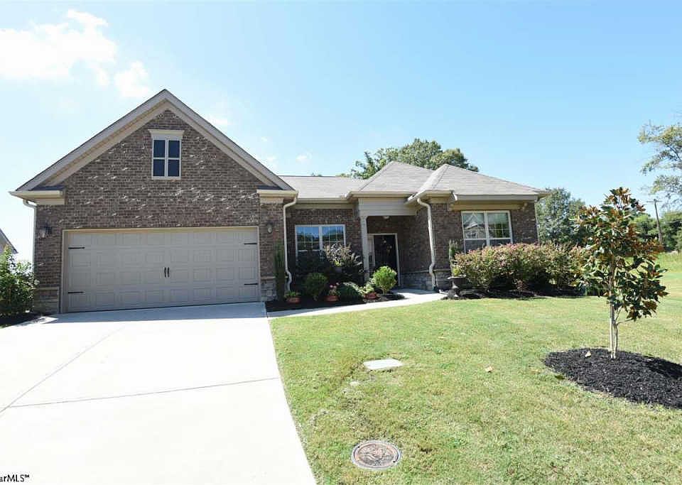 1st image of 19 Glades End Ln