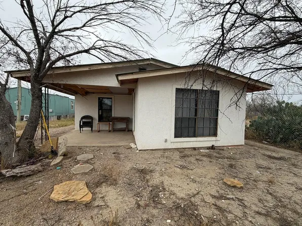 3148 Leonel St, Eagle Pass, TX 78852