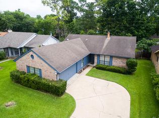 2819 Hummingbird Ln, Humble, TX 77396