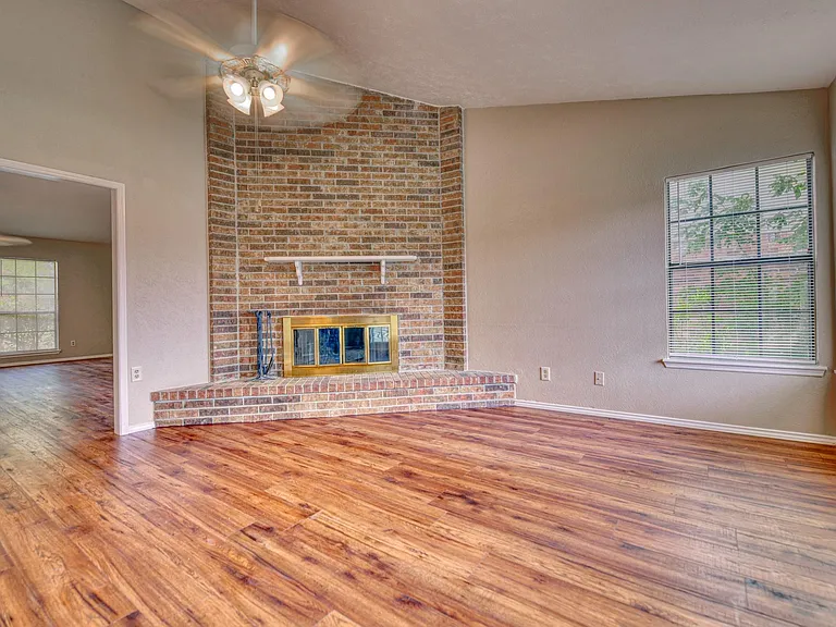 9314 Shipman St — Photo 14