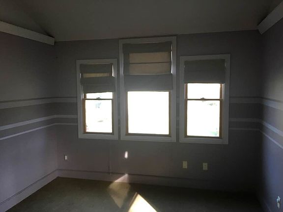 4th image of 12 Cypress Pl