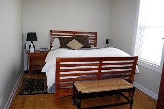 5th image of 4108 N Maplewood Ave