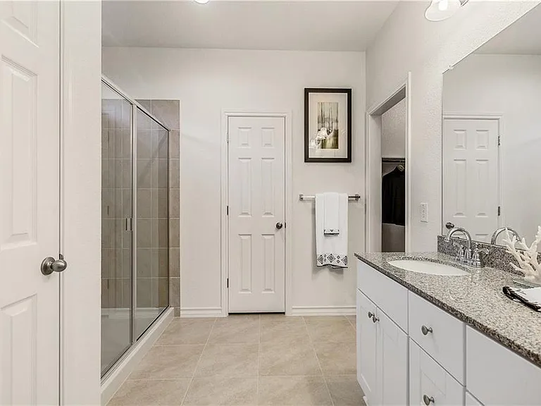 1352 Eagle Ridge Trl — Photo 12