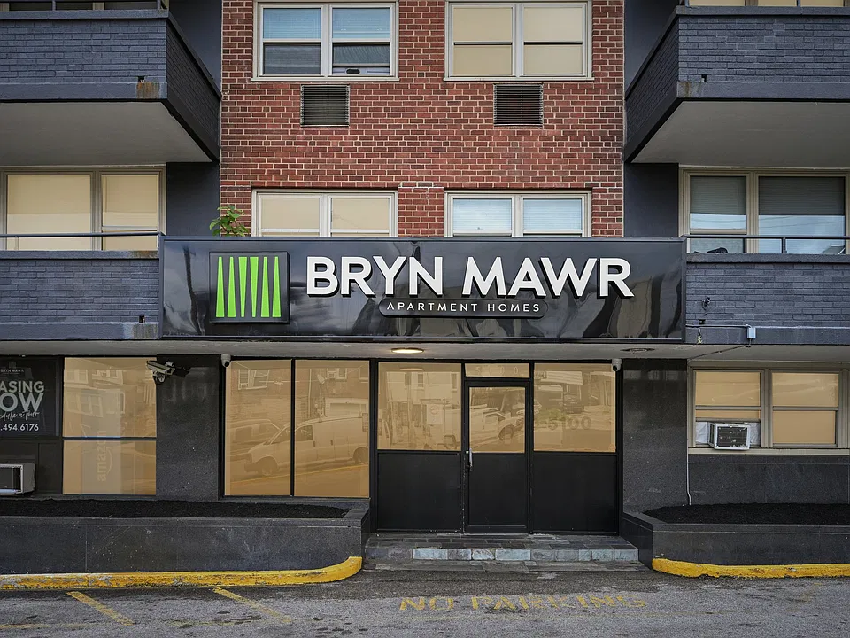 Bryn Mawr Apartments