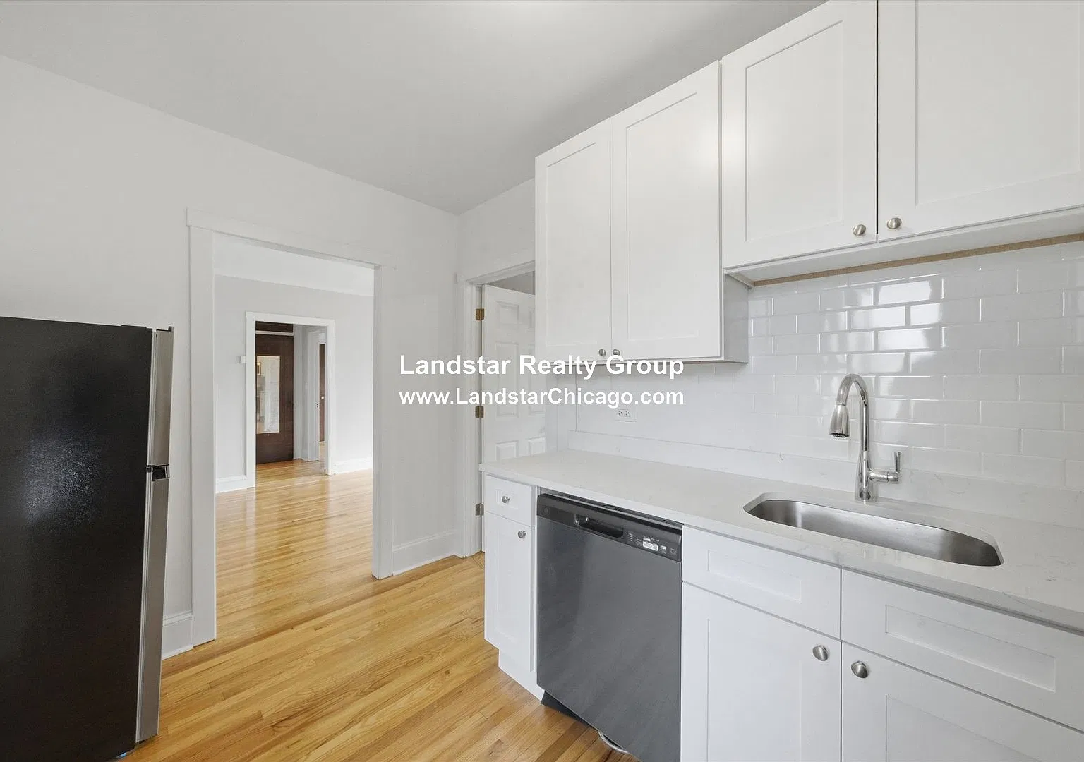 2 bed, 1.0 bath, $2,695 — Photo 2