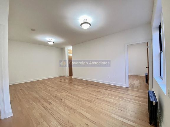 3rd image of 664 W 163rd St APT 65