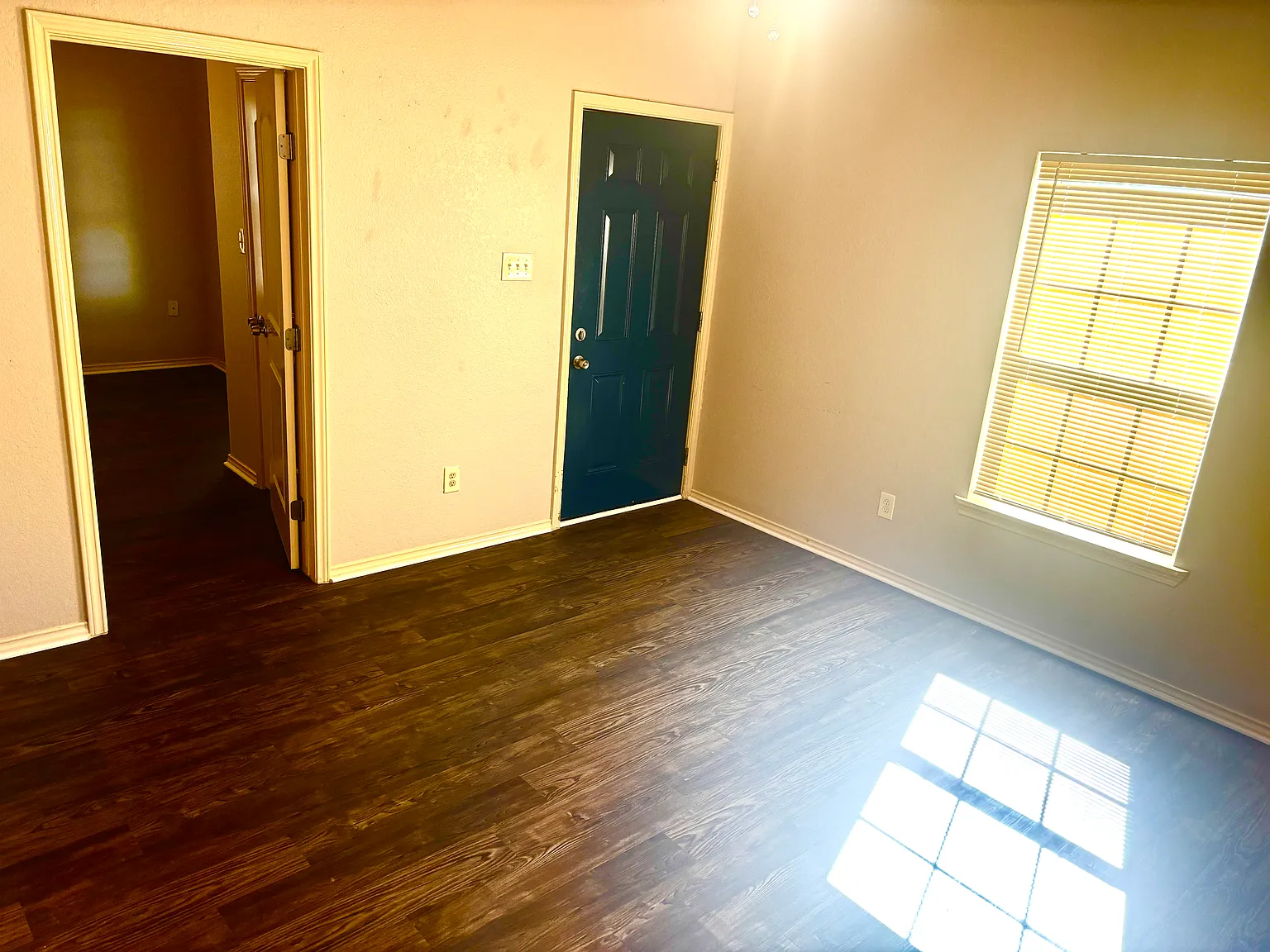 2 bed, 1316 sqft, $1,500 — Photo 3