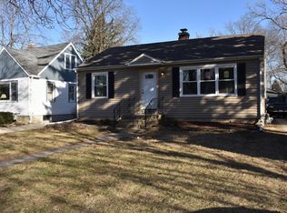 319 S Michigan Ave, Villa Park, IL
