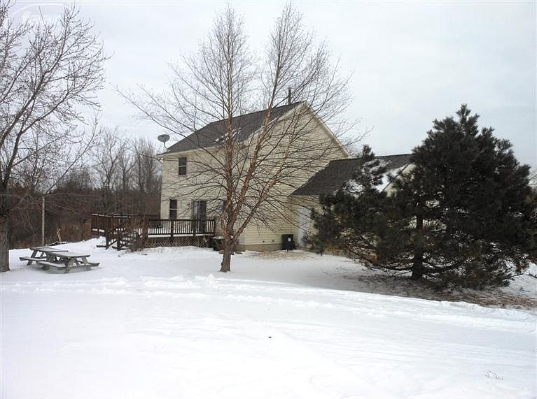 2nd image of 10130 Washburn Rd