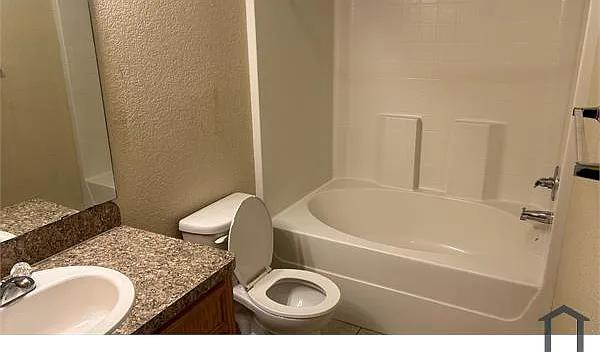 220 Ryan Cir #B — Photo 17