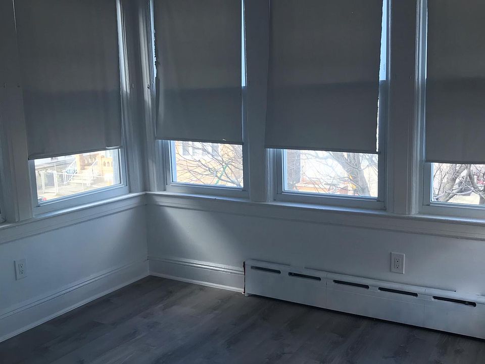 1st image of 8026 90th Ave