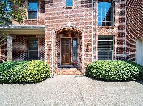 3rd image of 15628 Tealwood Ln