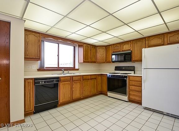 3rd image of 6600 Martin France Cir APT 2C