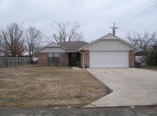 914 N 3rd St, Jay, OK 74346
