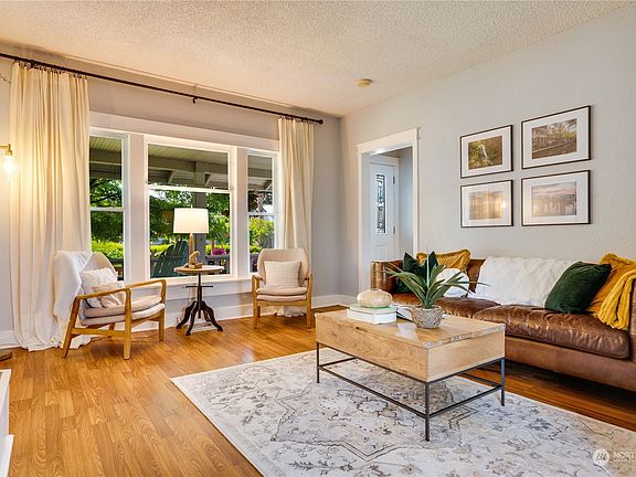 3rd image of 5711 N 45th Street
