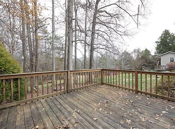 2nd image of 440 Gray Dove Ln